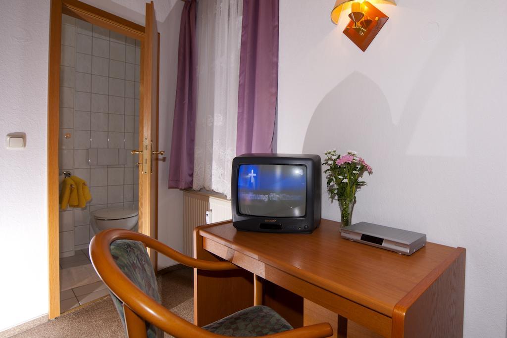 Pension Cafe Suzette Gotha Habitación foto